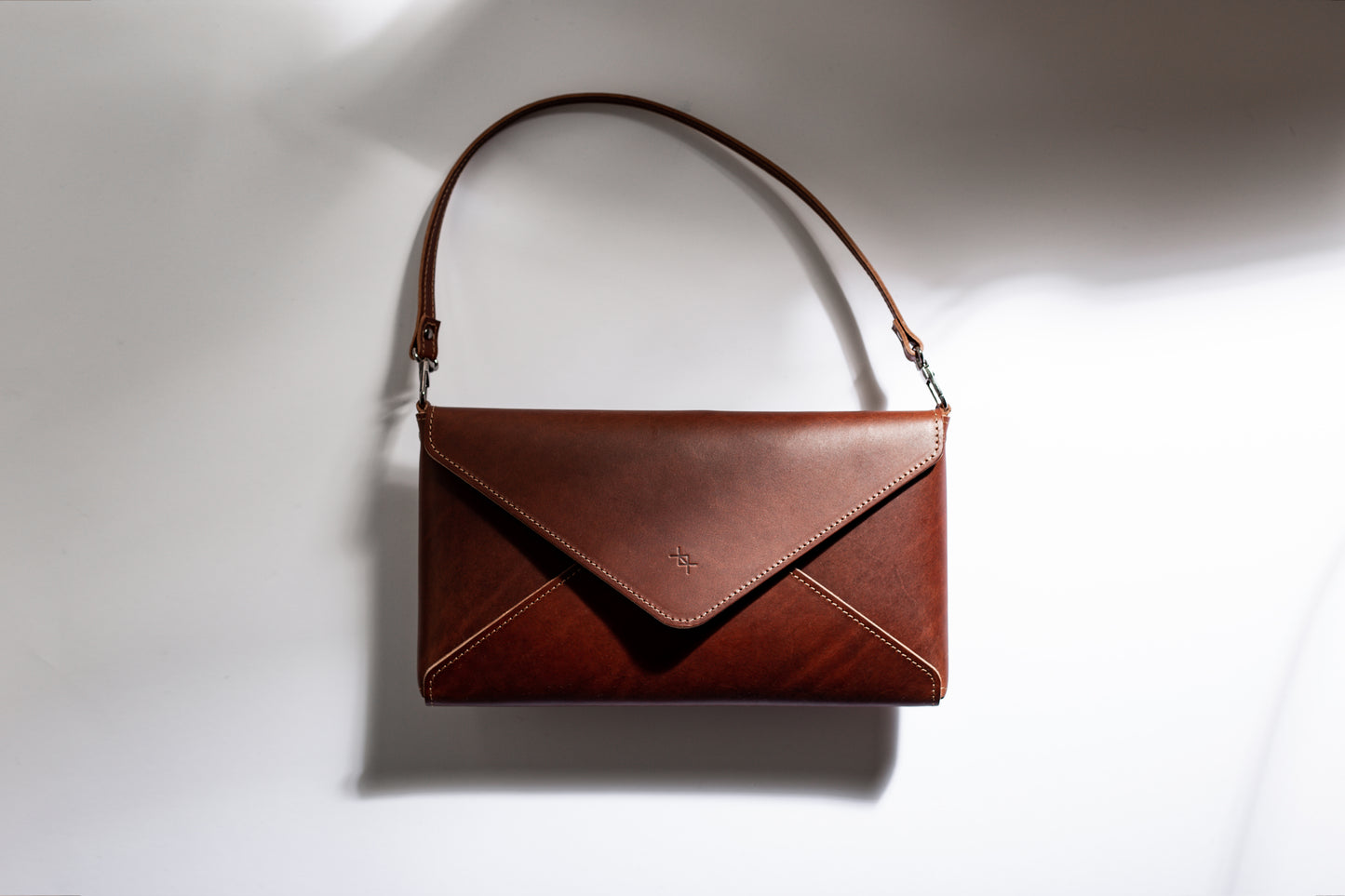 The Maxi Clutch - Cognac