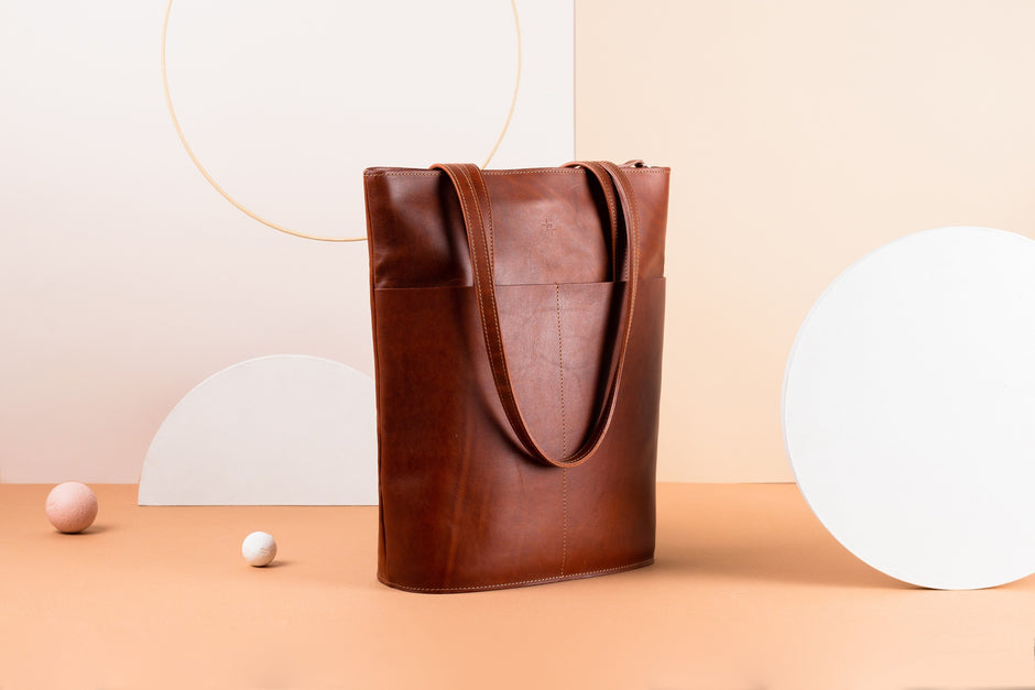 Model Tote
